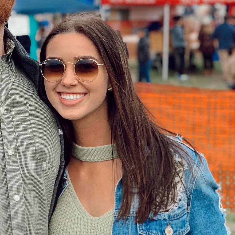 Meet your Posher, Molly